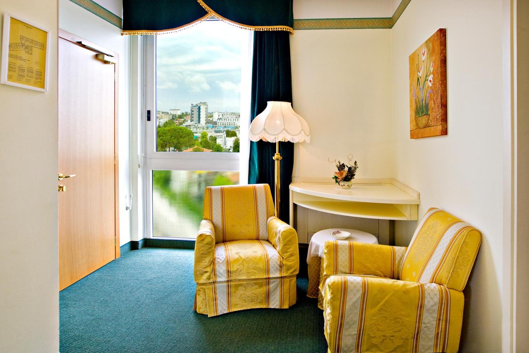 Hotel Abano Astoria Abano Terme Bagian luar foto